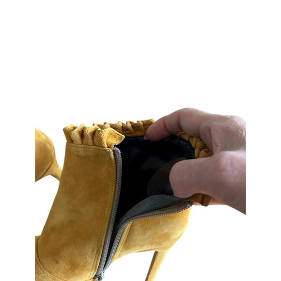 Mustard Suede Ruffle Trim Ankle Boots 4" Heel Size 36 Made in Lebanon - Picture 10 of 11